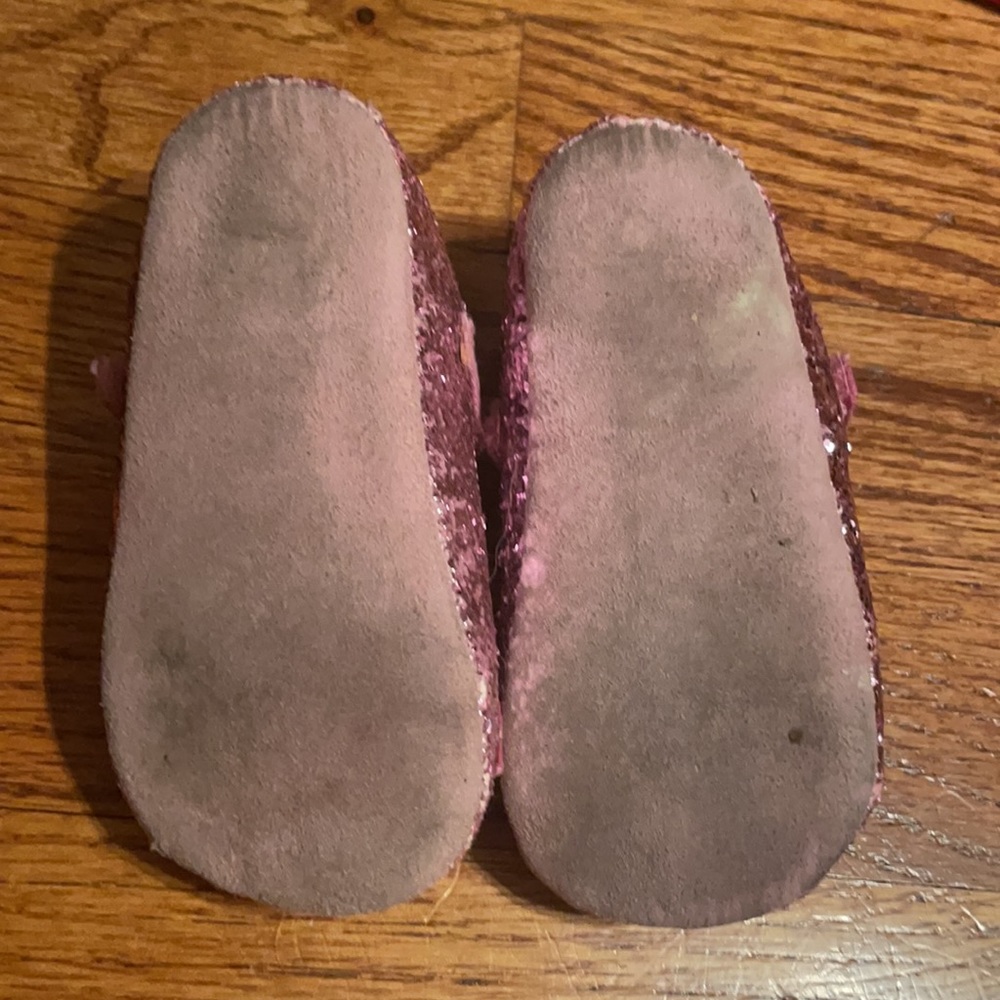kate spade glitter mary jane crib shoes 4 - Picture 4 of 9